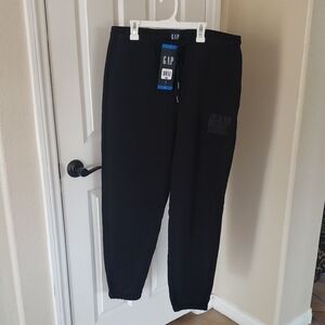 GAP Classic Black Sweatpants